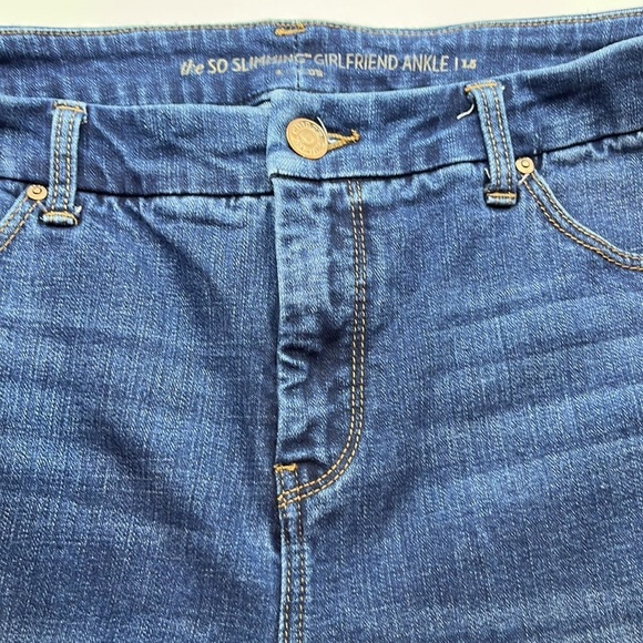 Chico’s So Slimming Girlfriend Ankle  Size 1.5 - Picture 15 of 16